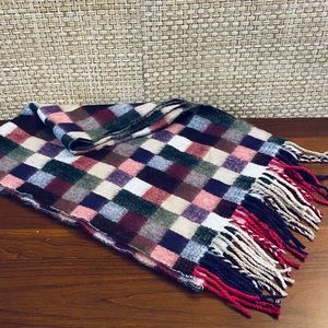 🌟HP🌟NWOT Vegan Checkered Multi Color Scarf